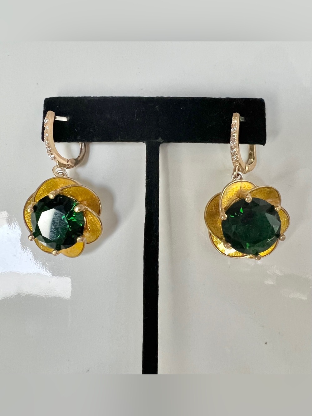 Vintage Gold and Emerald Green Earrings